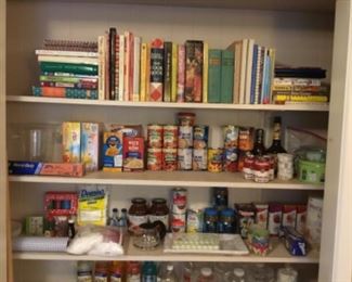 Kitchen pantry