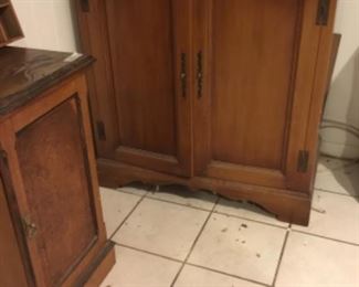 Downstairs- cabinet with 2x doors