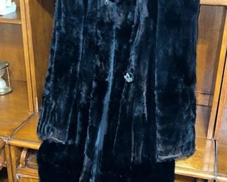 VINTAGE Seal Women’s Black Fur Coat with fancy buttons 1930-40's