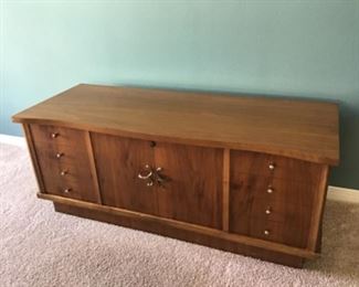 Lane cedar chest, would make an excellent TV stand as well