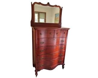19th Century Mahogany Dresser with mirror in great condition