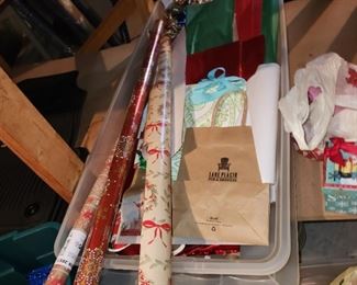 Christmas & holiday decorations (pick away!)