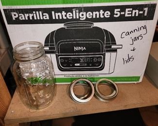 canning jars and lids