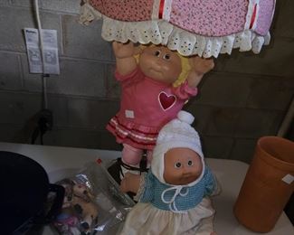 Cabbage Patch dolls/lamp