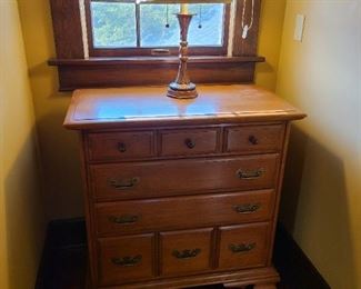 Small Conant Ball Chest