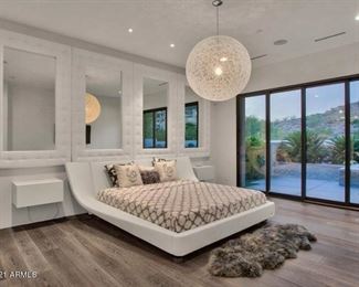 Rue Betten King Cocoon bed 
Condition 7/10
Some wear on leather
Sale price $1200

Cattelan italia mirrors set of 4
$750 each
Italian leather
4ft by 7 