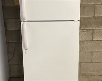 Frigidaire Refrigerator & Freezer