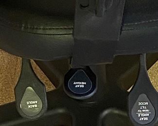 Lazy Boy Black Leather Office Chair