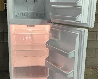 Frigidaire Refrigerator & Freezer