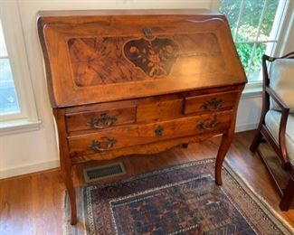 Bid Now https://bid.damewoodauctioneers.com/ui/auctions/86154