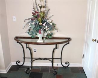 Ethan Allen Entry Table