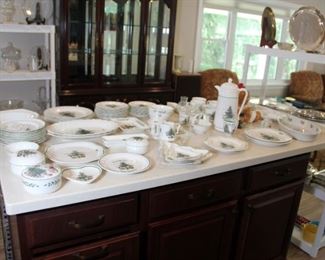 79 pcs. Nikko Christmas China