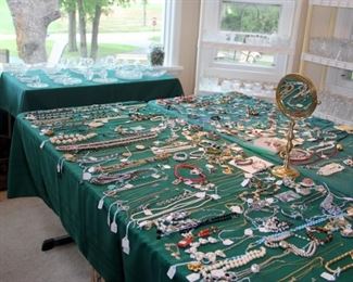 Fine & Costume Jewelry