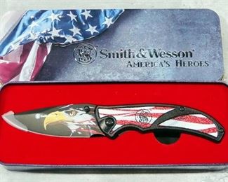 Smith & Wesson We Salute America's Heroes Bald Eagle Folding Knife, 3.25" Blade, In Collectors Tin
