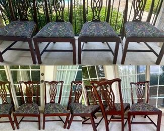 Set of 8 Hickory dining chairs Chippendale style and solid mahogany in excellent condition.