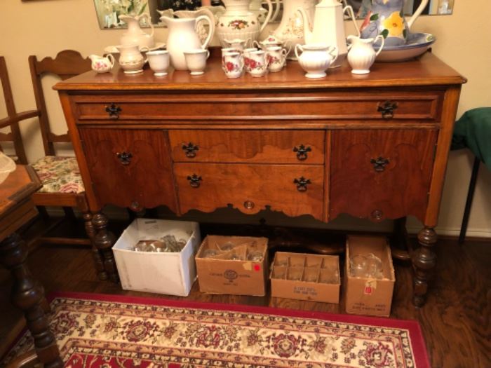 Sharon Dr., Cedar Hill Estate Sale starts on 9/7/2022