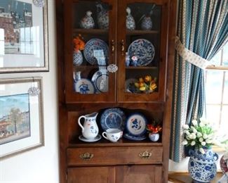 Corner Cabinet