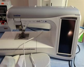 Brother Innovis Duetta Disney