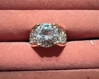 Sterling Silver  ring with clear stones size 10