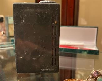 Zephyr transistor radio 