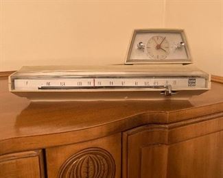 Norelco clock Radio