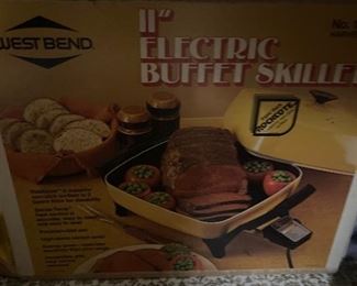 Electric buffet skillet