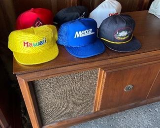 Advertising caps 
