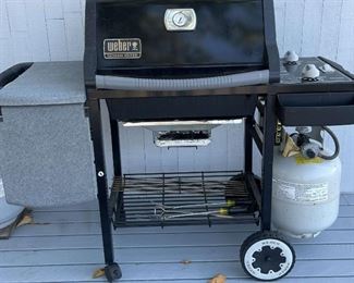 104 Weber Genesis Silver BBQ
