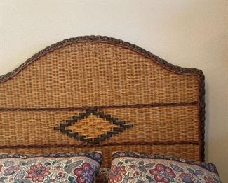 B006 Twin Wicker Headboard And Frame