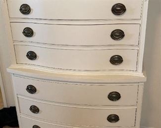 B010 Hibriten 9 Drawer Dresser