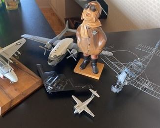 Fr054 Carved Wooden Pilot Metal Plane And Models