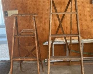 G300 Wooden Ladders