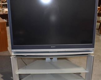Sony 50in Grand Wega HD Rear Projection LCD TV with Stand