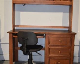 Study Desk with Hutch Bookshelf and Task Chair