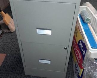 Tan locking metal 2 drawer filing cabinet 30 x 15 x 18 in