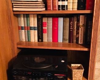 Stereo, speakers, books