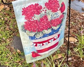 GARDEN FLAG