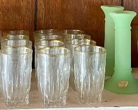 MISCELLANEOUS VINTAGE GLASSWARE