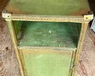 VINTAGE WICKER END TABLE/CABINET/NIGHT STAND