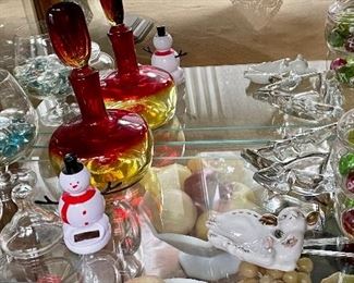 VINTAGE COLLECTIBLES

**Some the items in this group have been SOLD. 