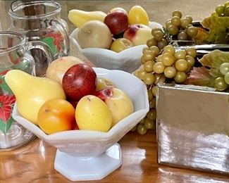 VINTAGE COLLECTIBLES