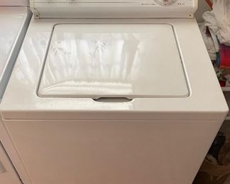 WHIRLPOOL TOP-LOAD WASHER