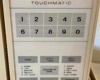 AMANA RADARANGE MICROWAVE