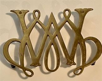 WILLIAMSBURG BRASS TRIVET