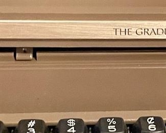 VINTAGE SEARS ELECTRIC TYPEWRITER W/CASE