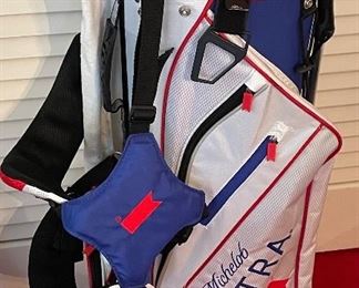 NEW   MICHELOB ULTRA GOLF BAG