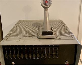 VINTAGE DISPATCH RADIO/MIC