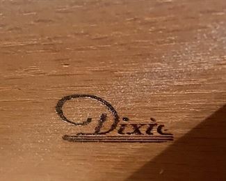 VINTAGE DIXIE LONG DRESSER W/MIRROR, COSTUME JEWELRY