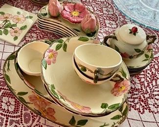 VINTAGE FRANCISCAN "DESERT ROSE" 