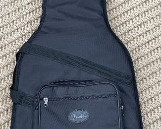 FENDER SOFT GUITAR CASE